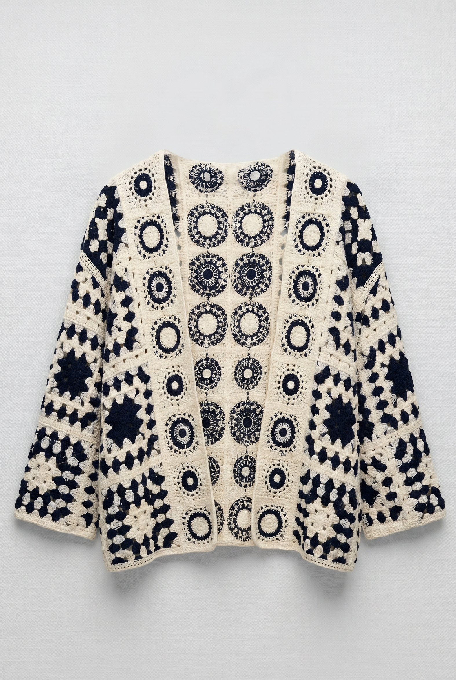 Cardigan Crochet Boho-Chic – Panna e blu