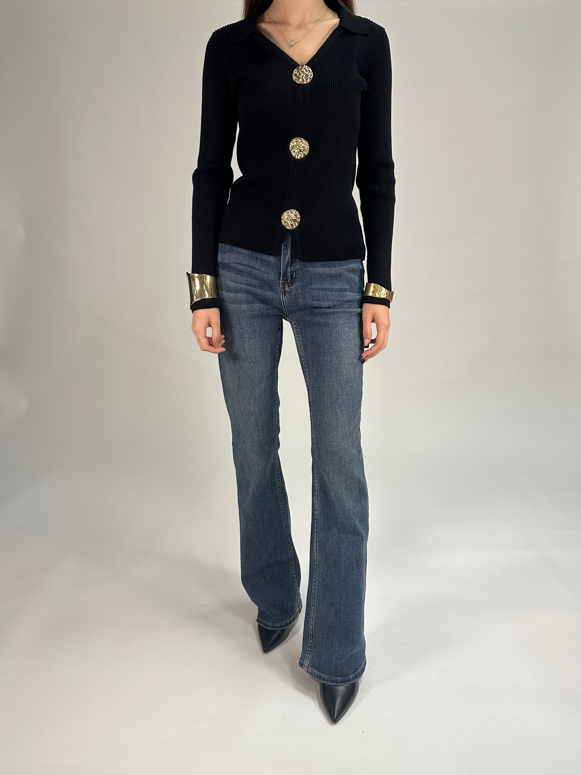 Cardigan a Costine con Maxi Bottoni