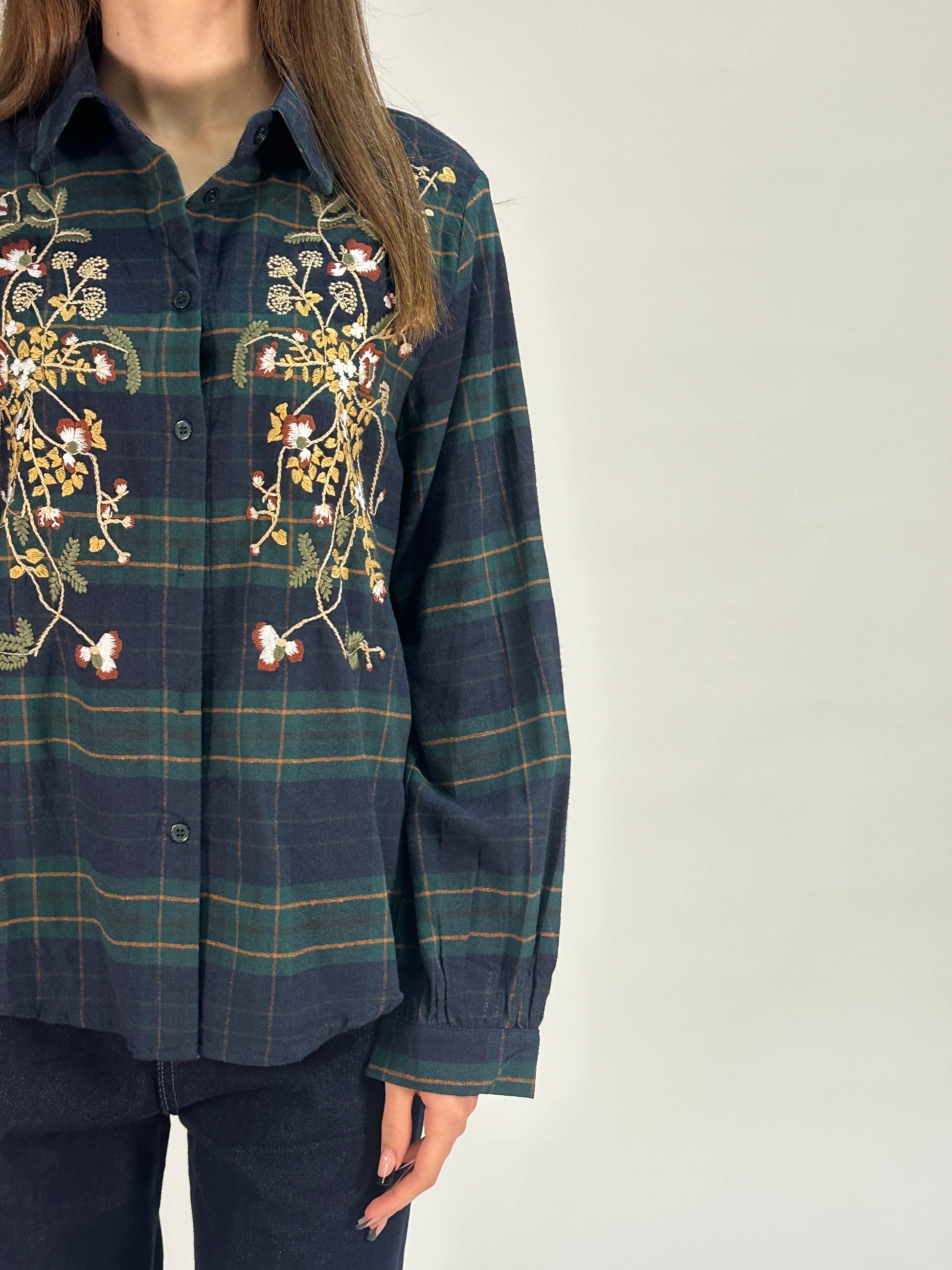 Camicia a Quadri con Ricami Floreali