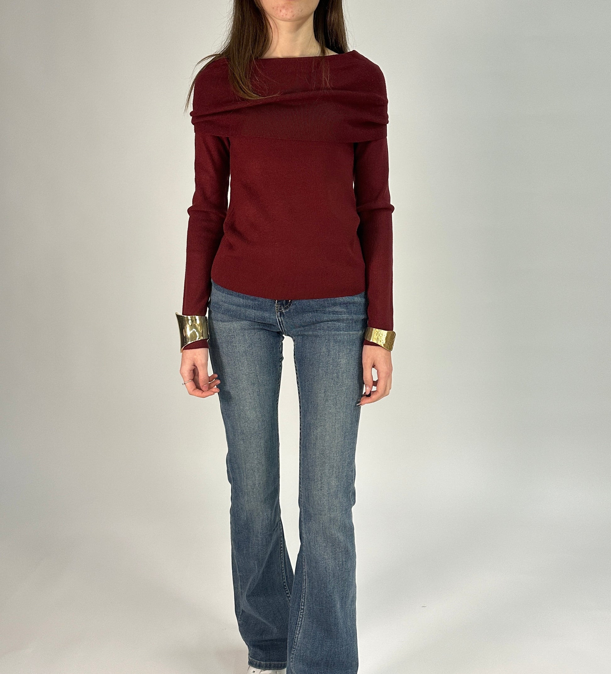 Maglia a Spalla Scoperta