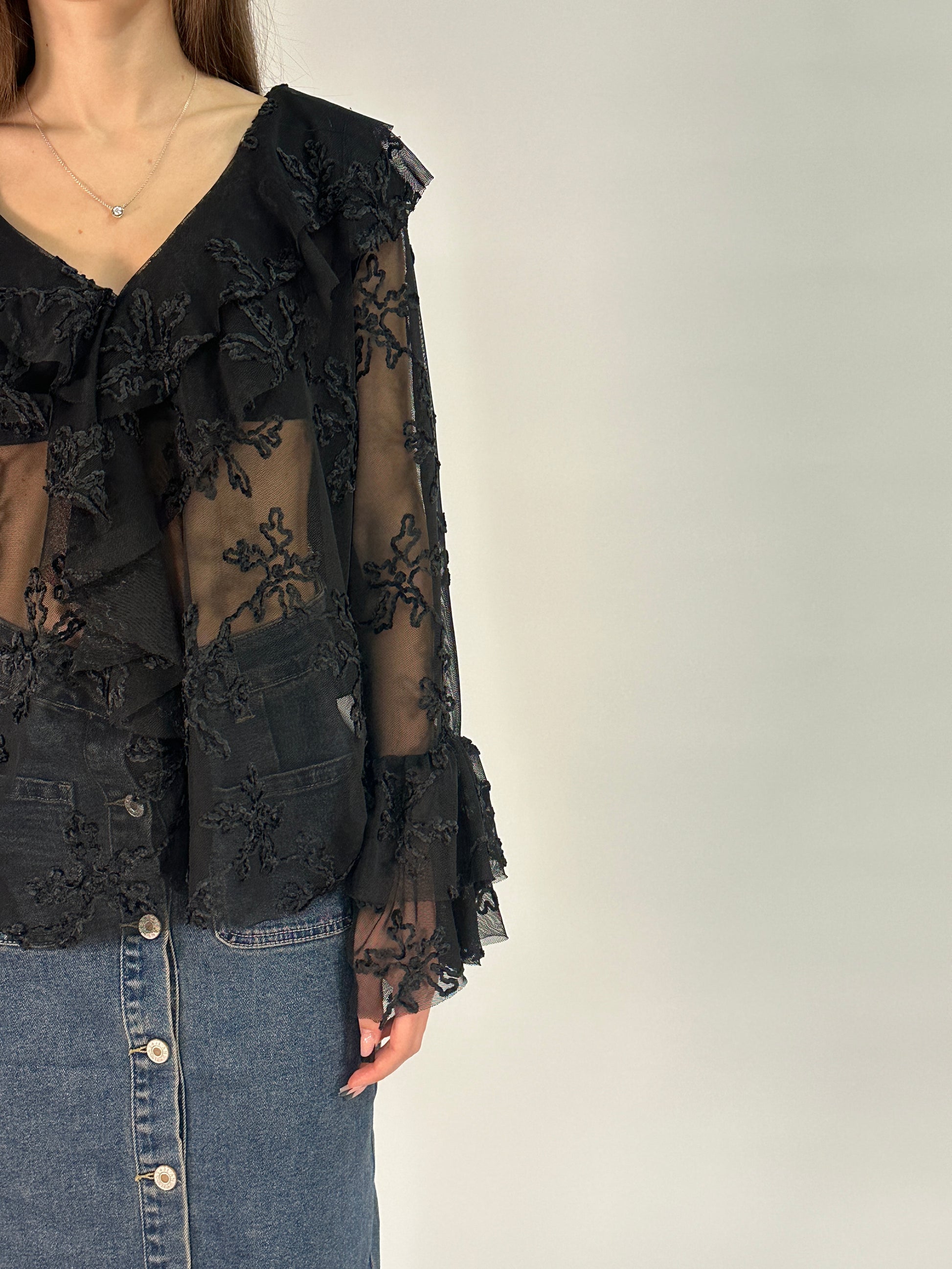 Camicetta in Tulle Ricamato con Volant